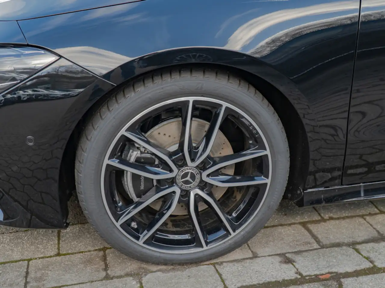 Mercedes-Benz CLA 200 3