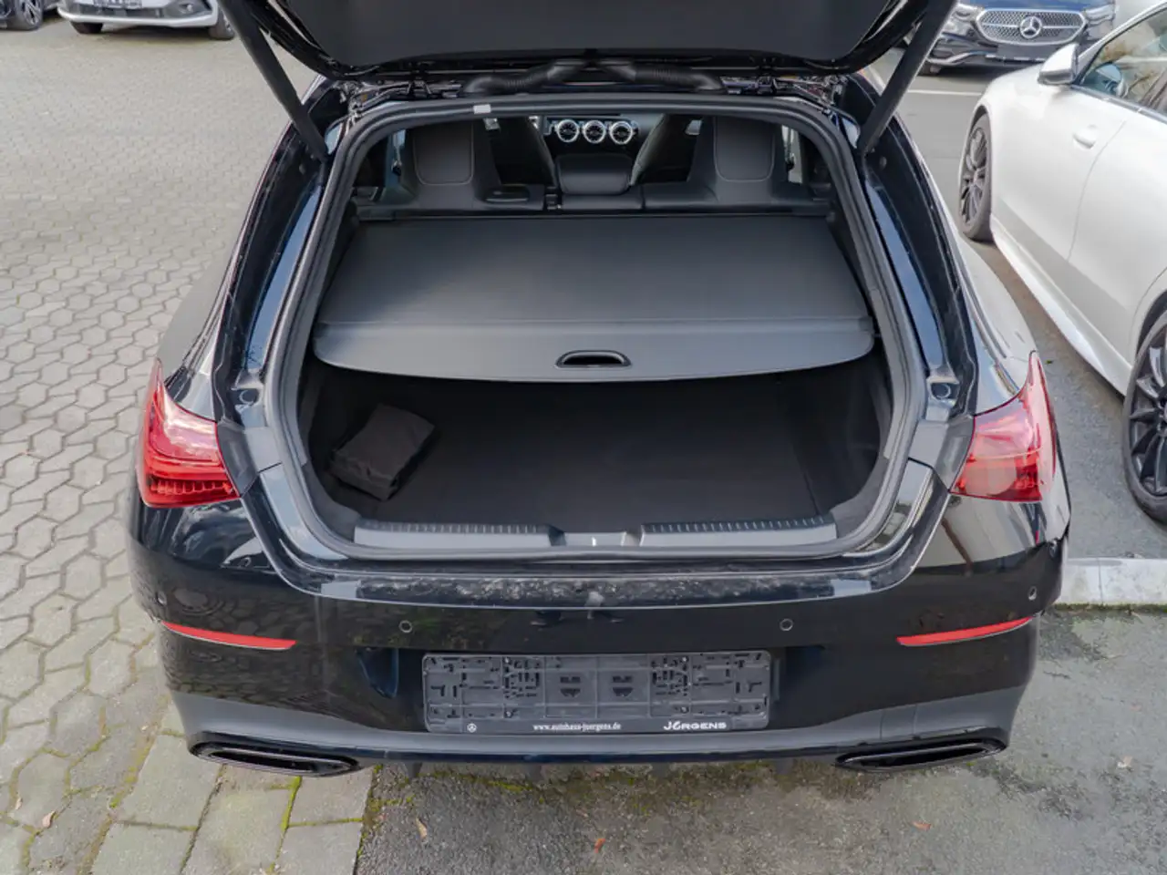 Mercedes-Benz CLA 200 6