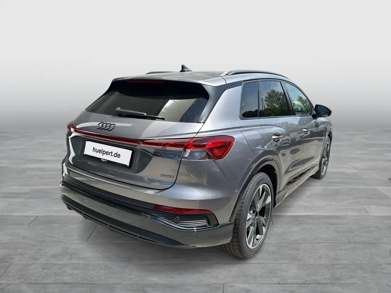 Audi Q4 7