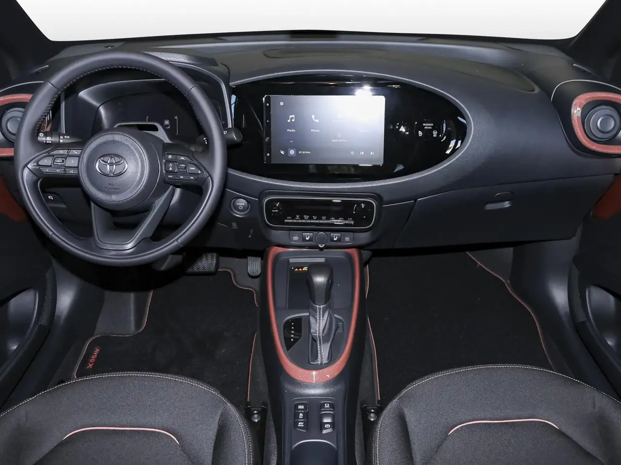 Toyota Aygo X 8