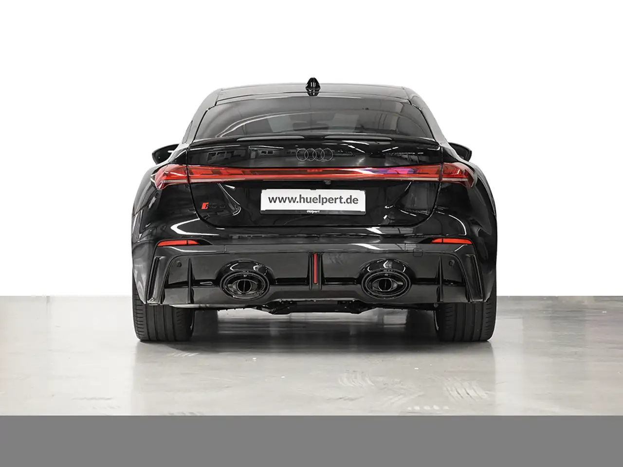 Audi RS5 4
