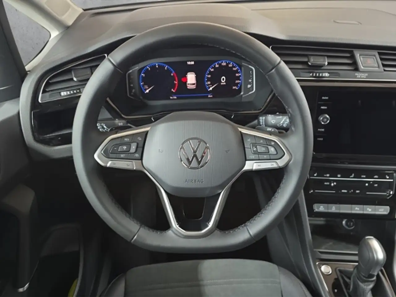 Volkswagen Touran 14