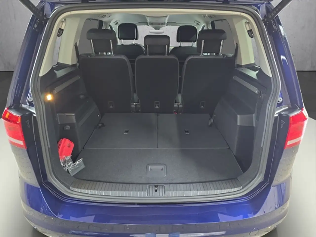 Volkswagen Touran 16