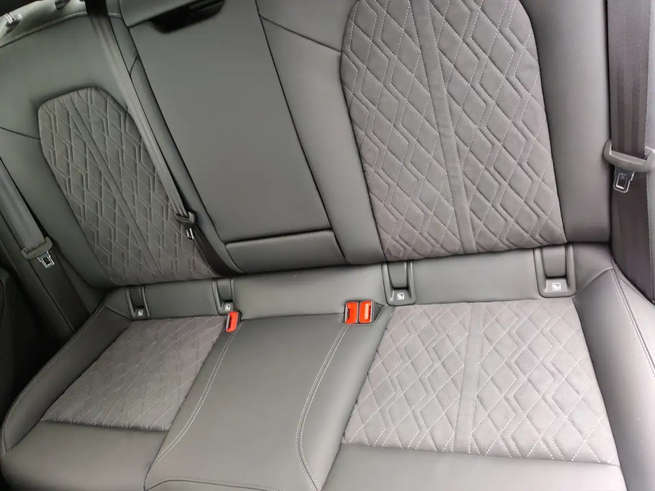 Audi A6 12