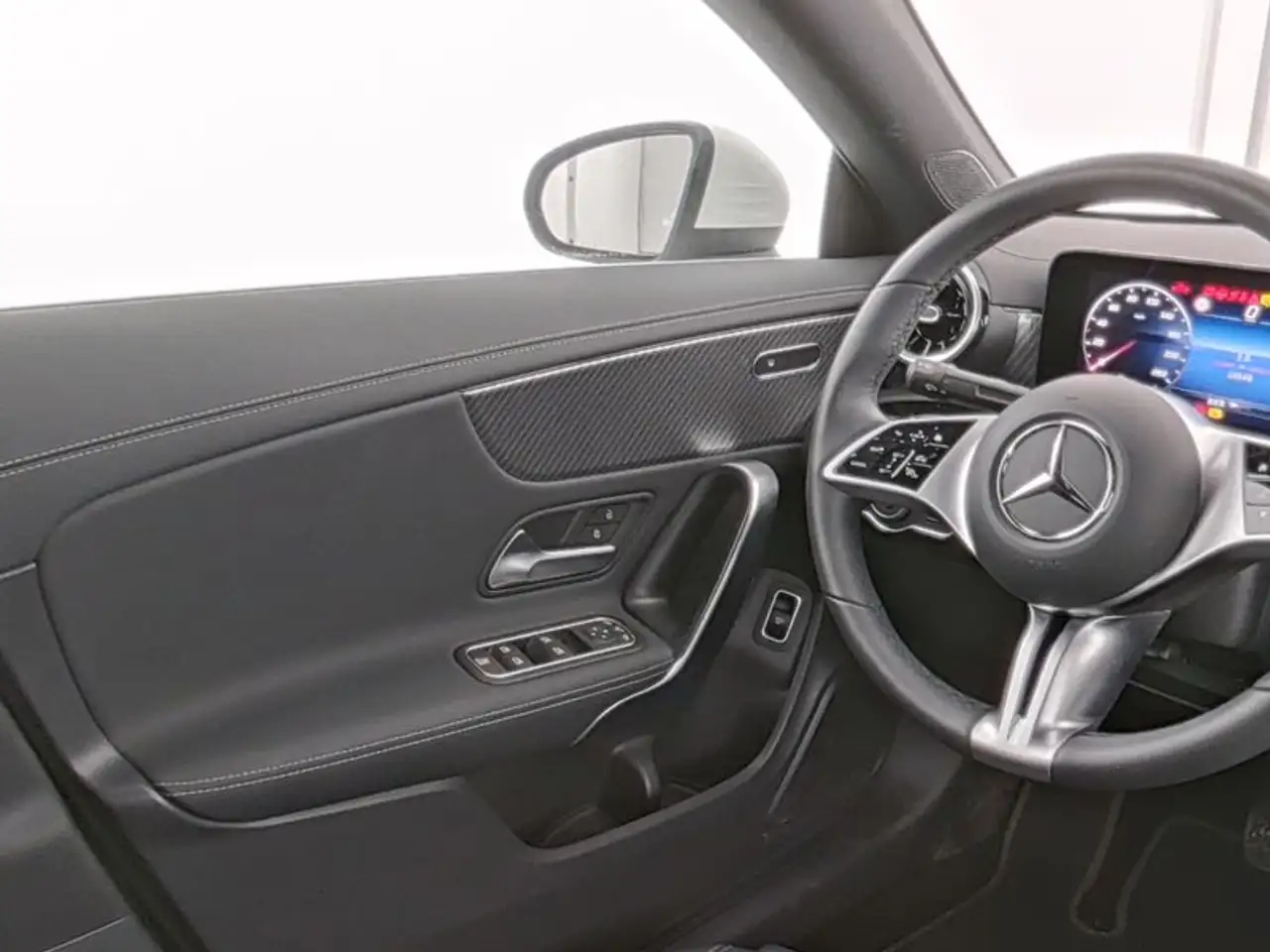 Mercedes-Benz CLA 180 4