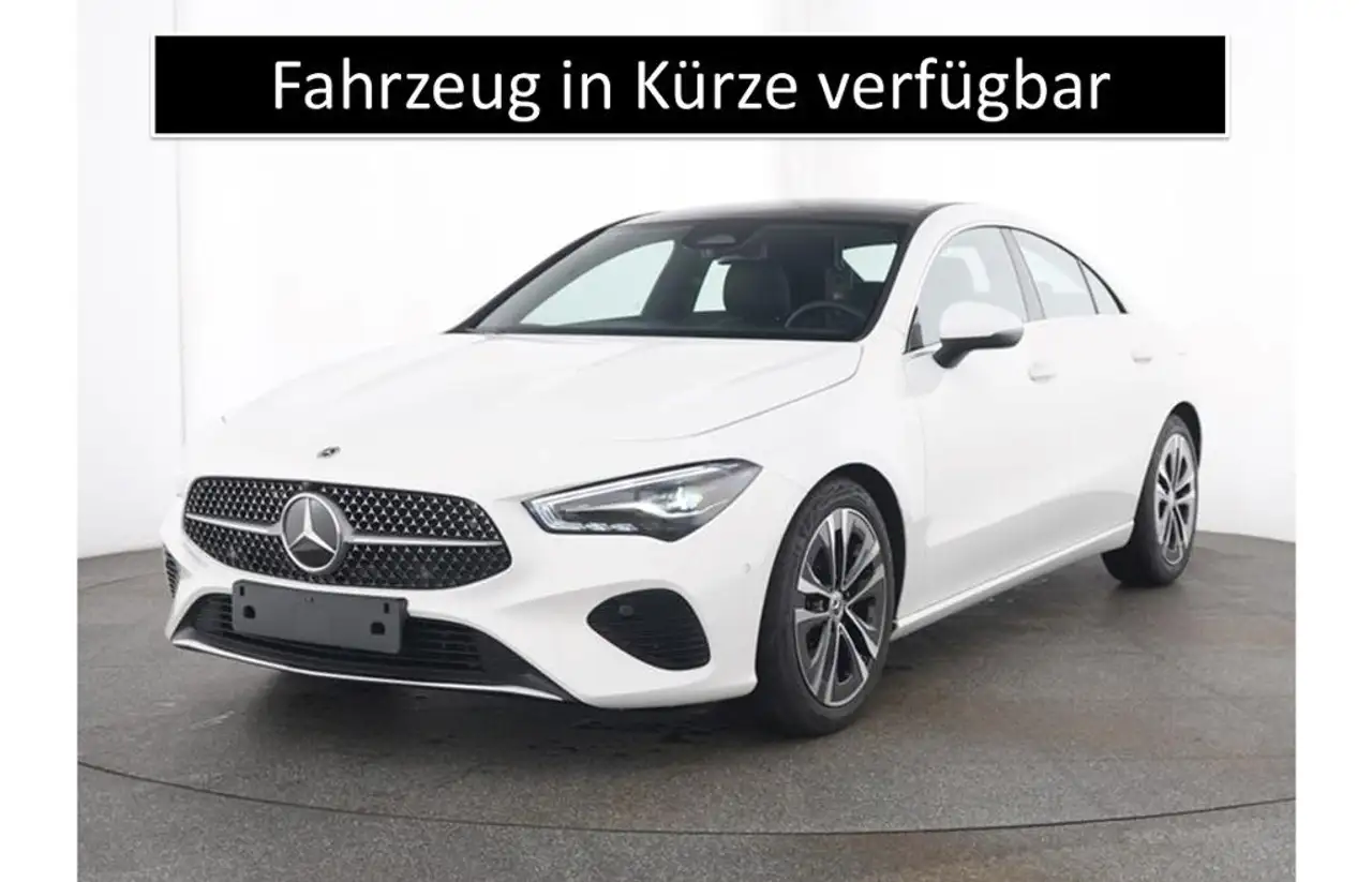 Mercedes-Benz CLA 180 11