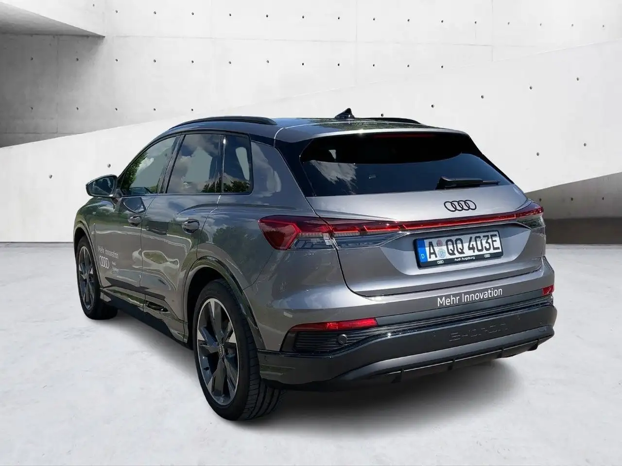 Audi Q4 3