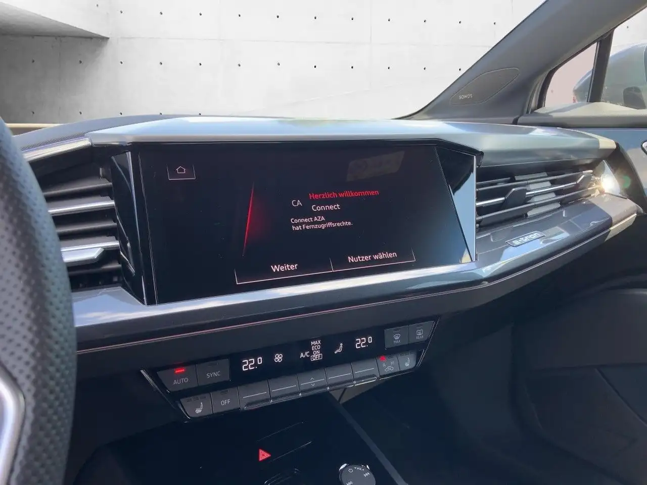 Audi Q4 12