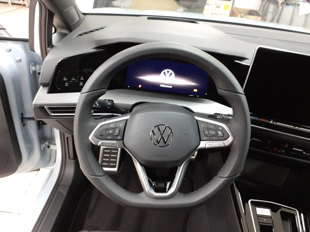 Volkswagen Golf 11