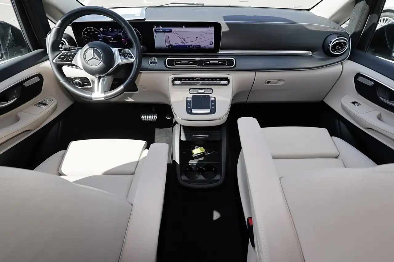 Mercedes-Benz V 300 6