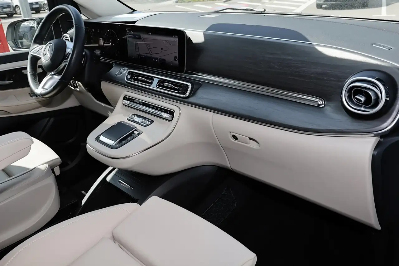 Mercedes-Benz V 300 9