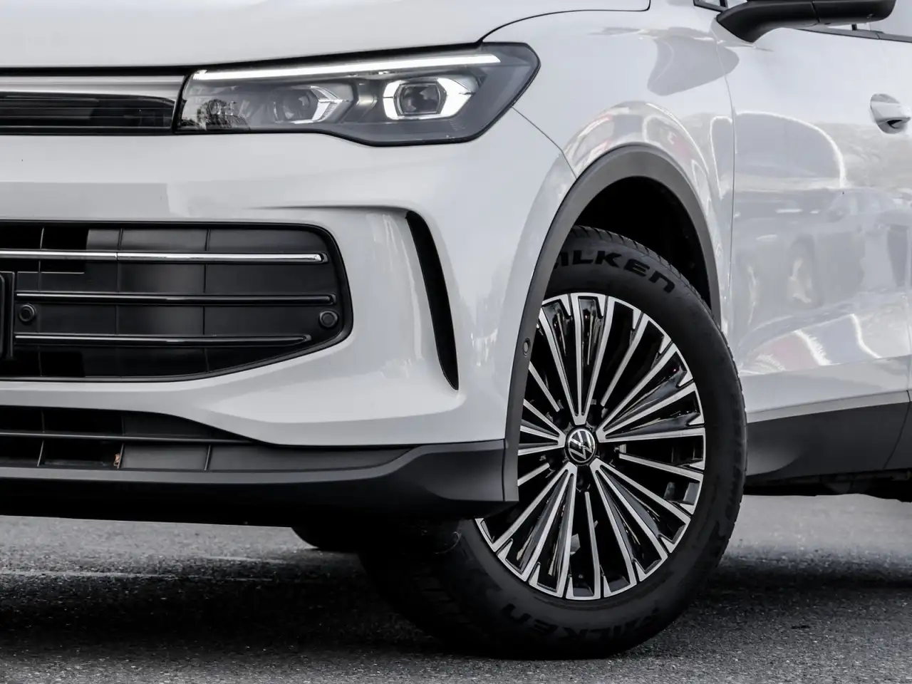 Volkswagen Tiguan 5