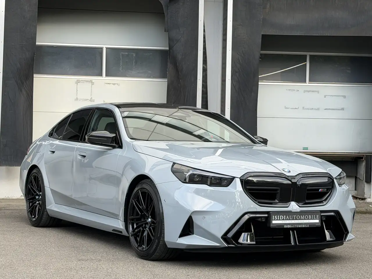 BMW M5 9