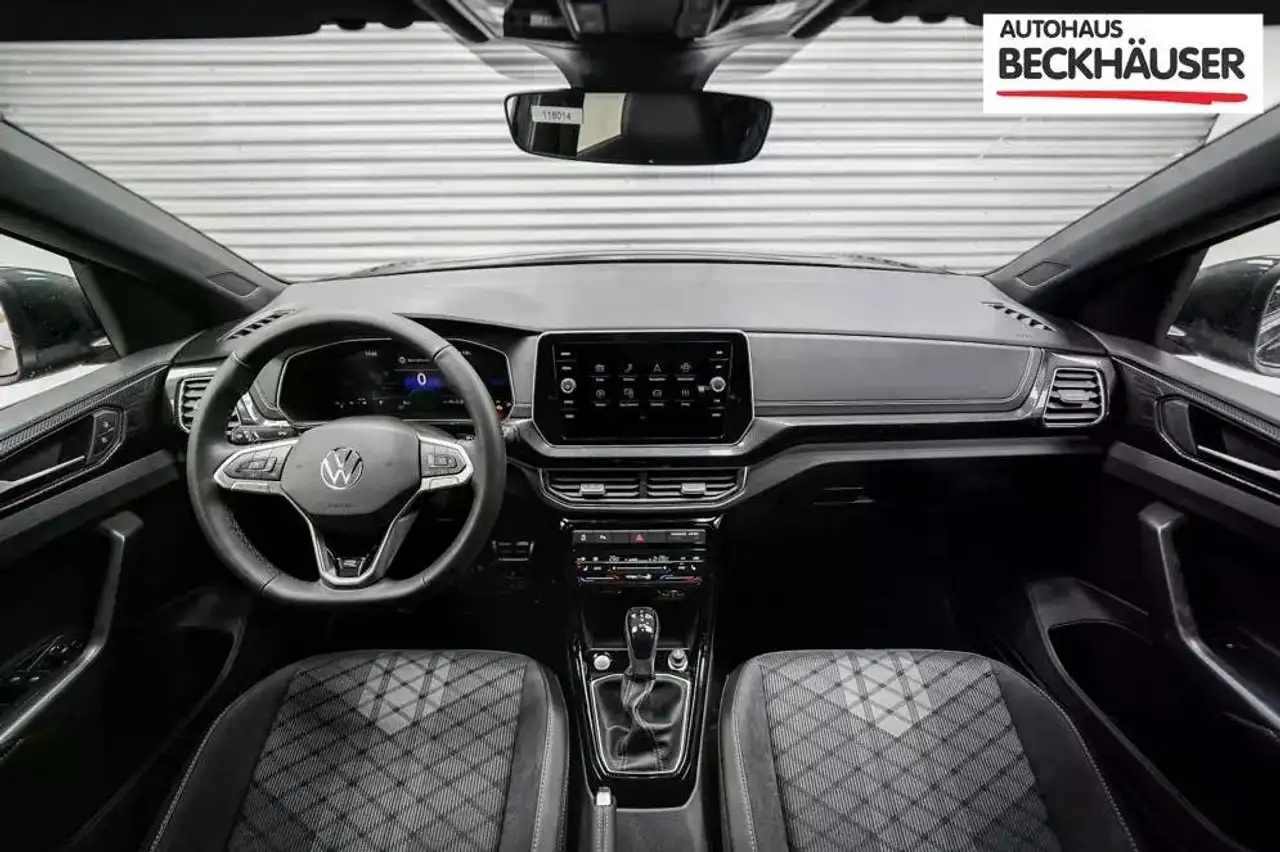 Volkswagen T-Cross 6