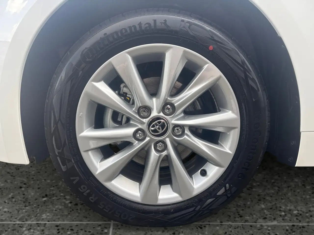 Toyota Corolla 15