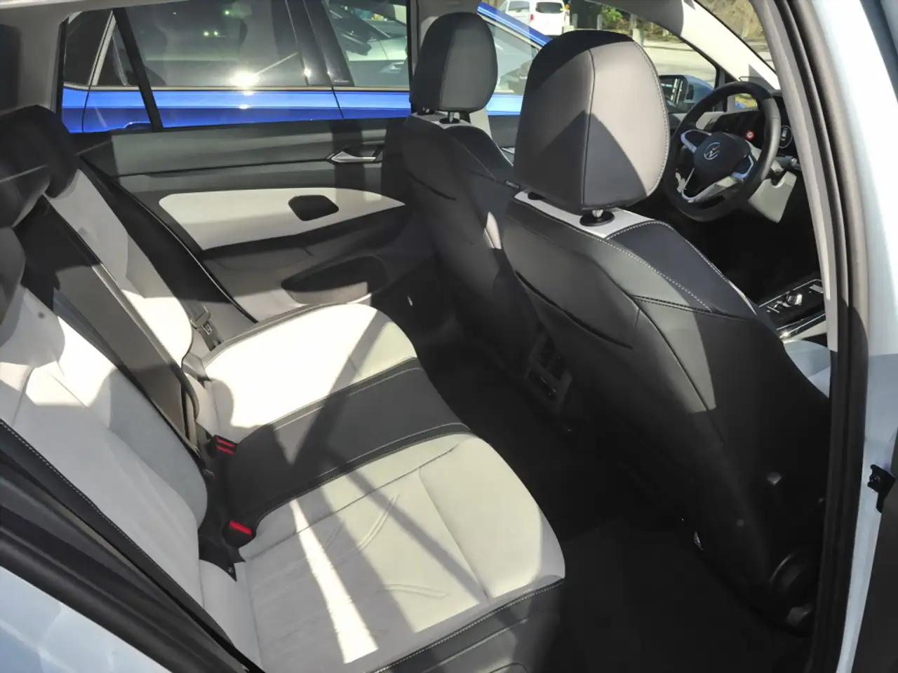 Volkswagen Golf 10