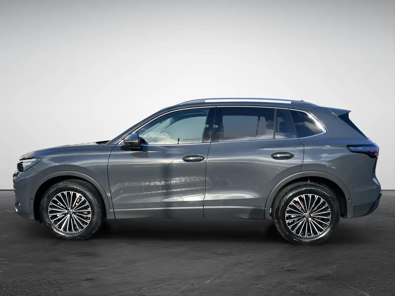 Volkswagen Tiguan 4