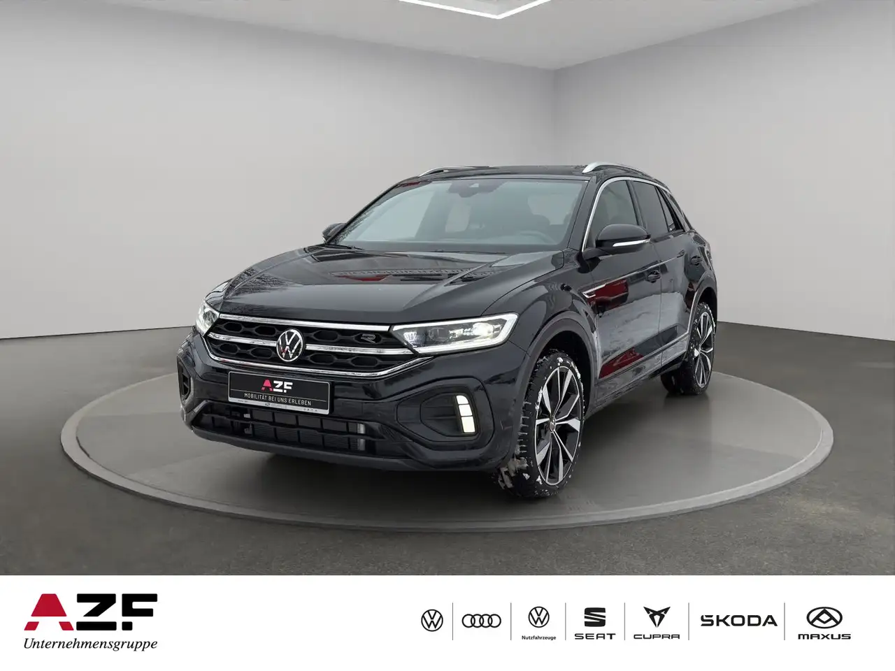 Volkswagen T-Roc R-Line 1.5 TSI DSG ACC+AHK+RFK+SHZ+19"