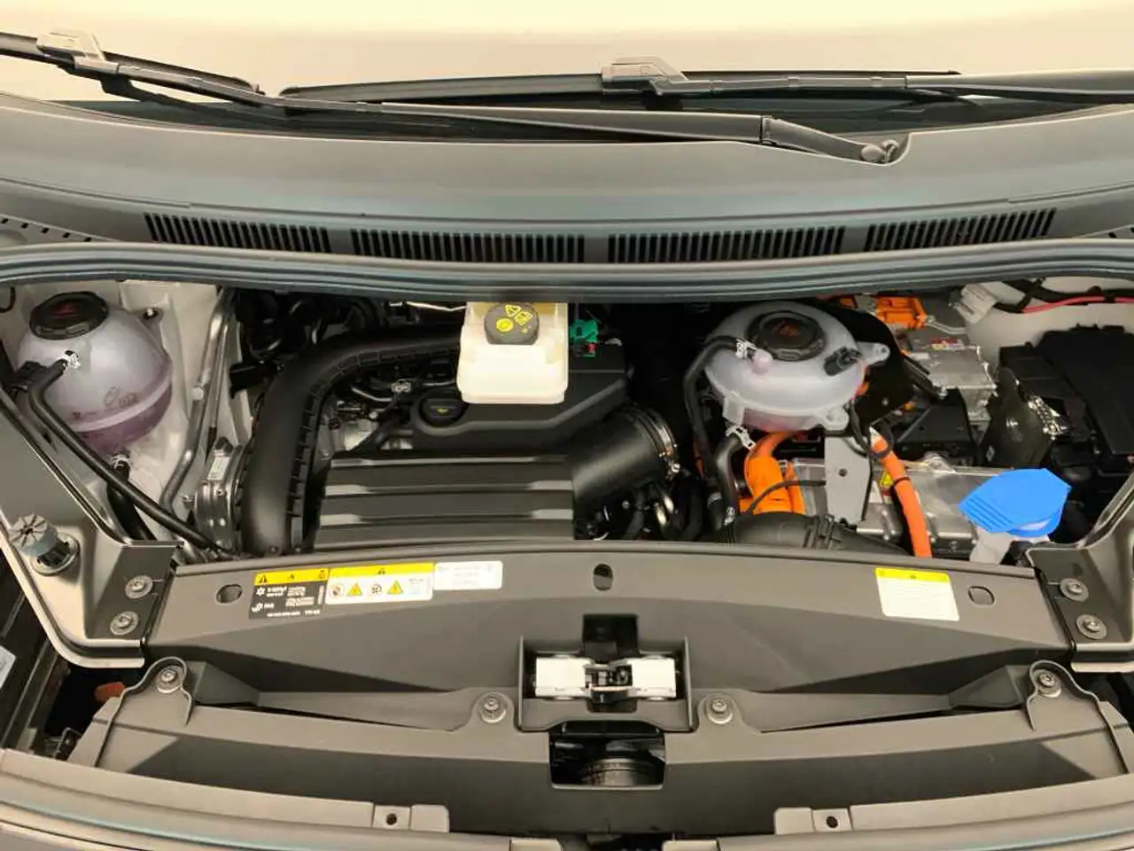 Volkswagen T7 California 16