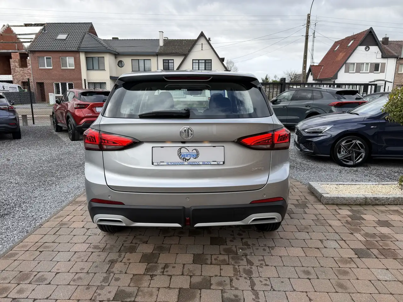 MG ZS 1.5i 5