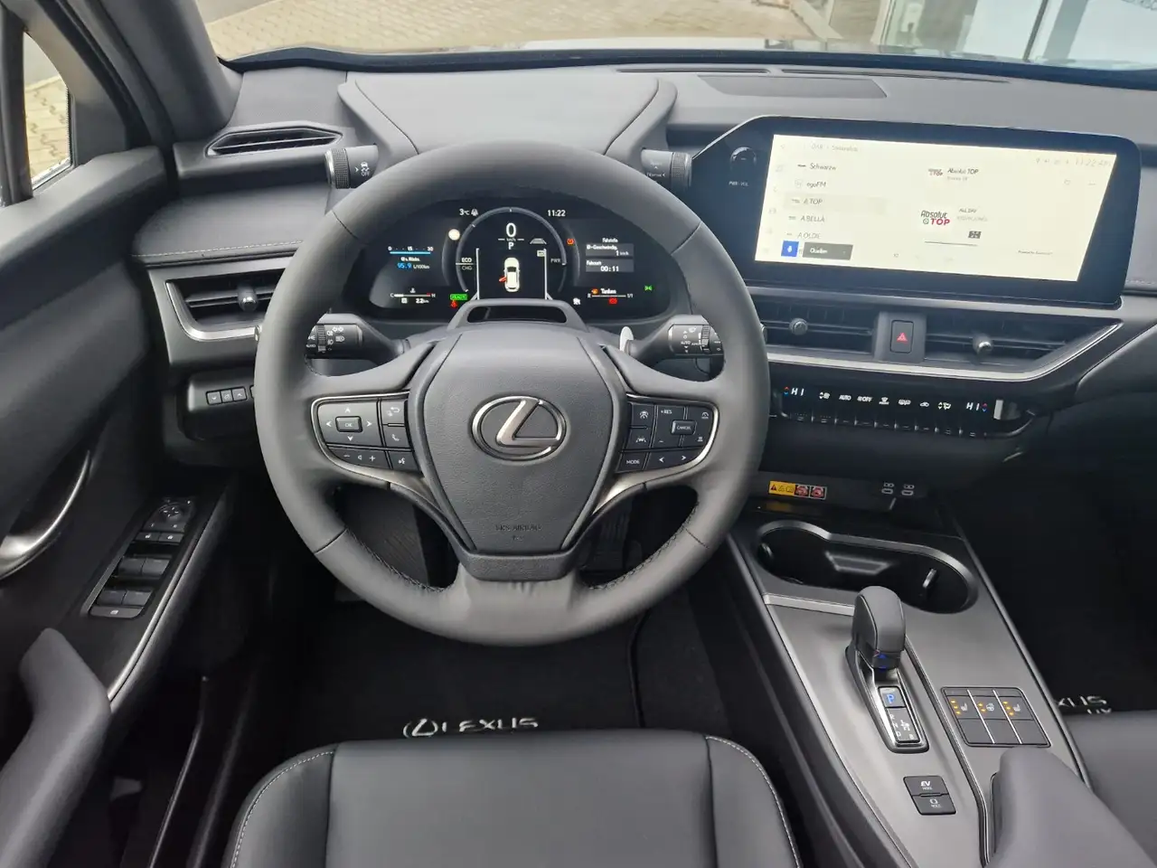 Lexus UX 5