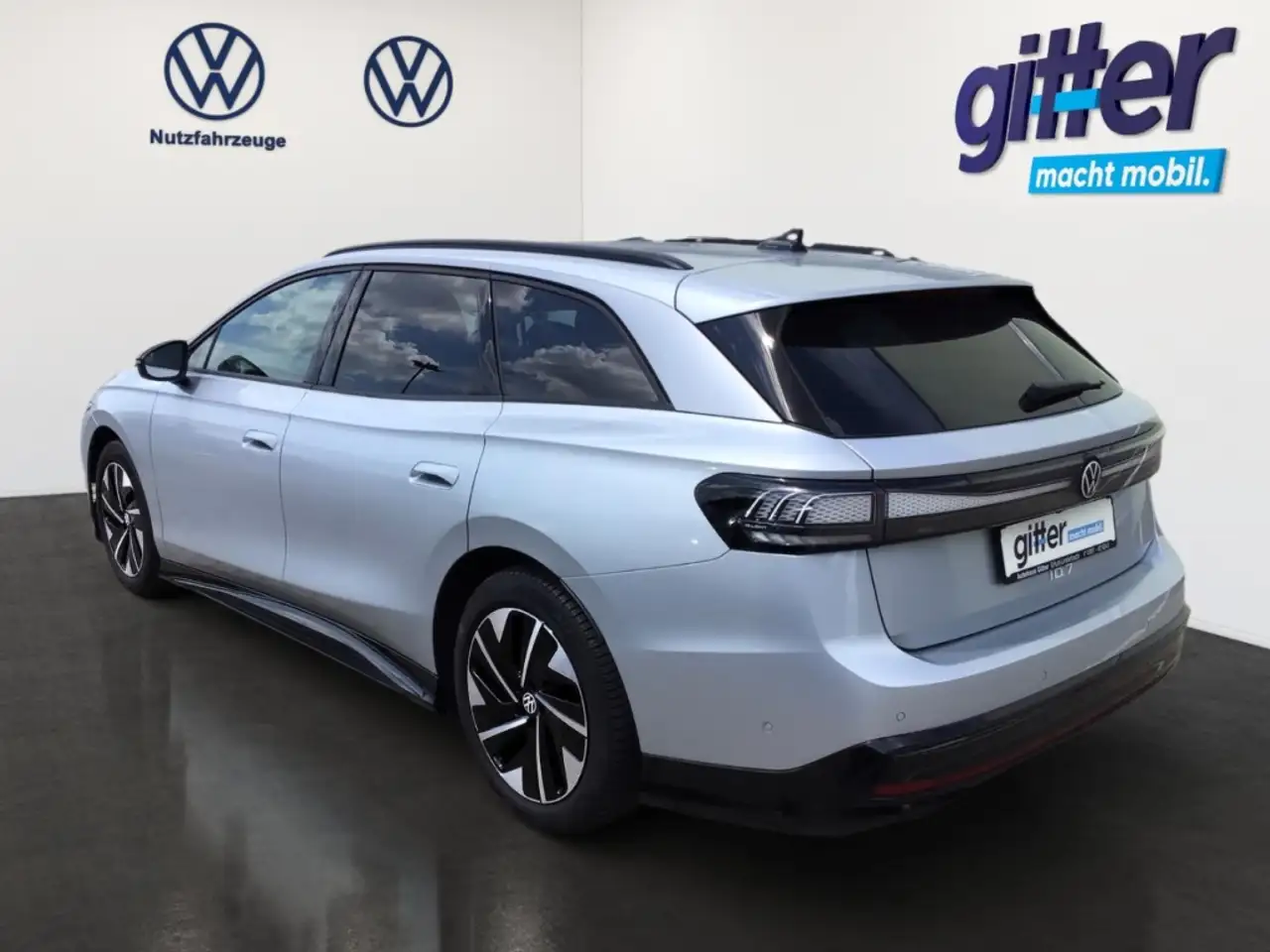 Volkswagen ID.7 4