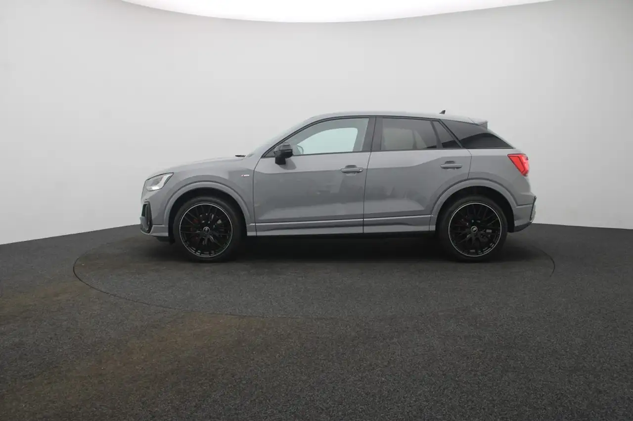 Audi Q2 40 2