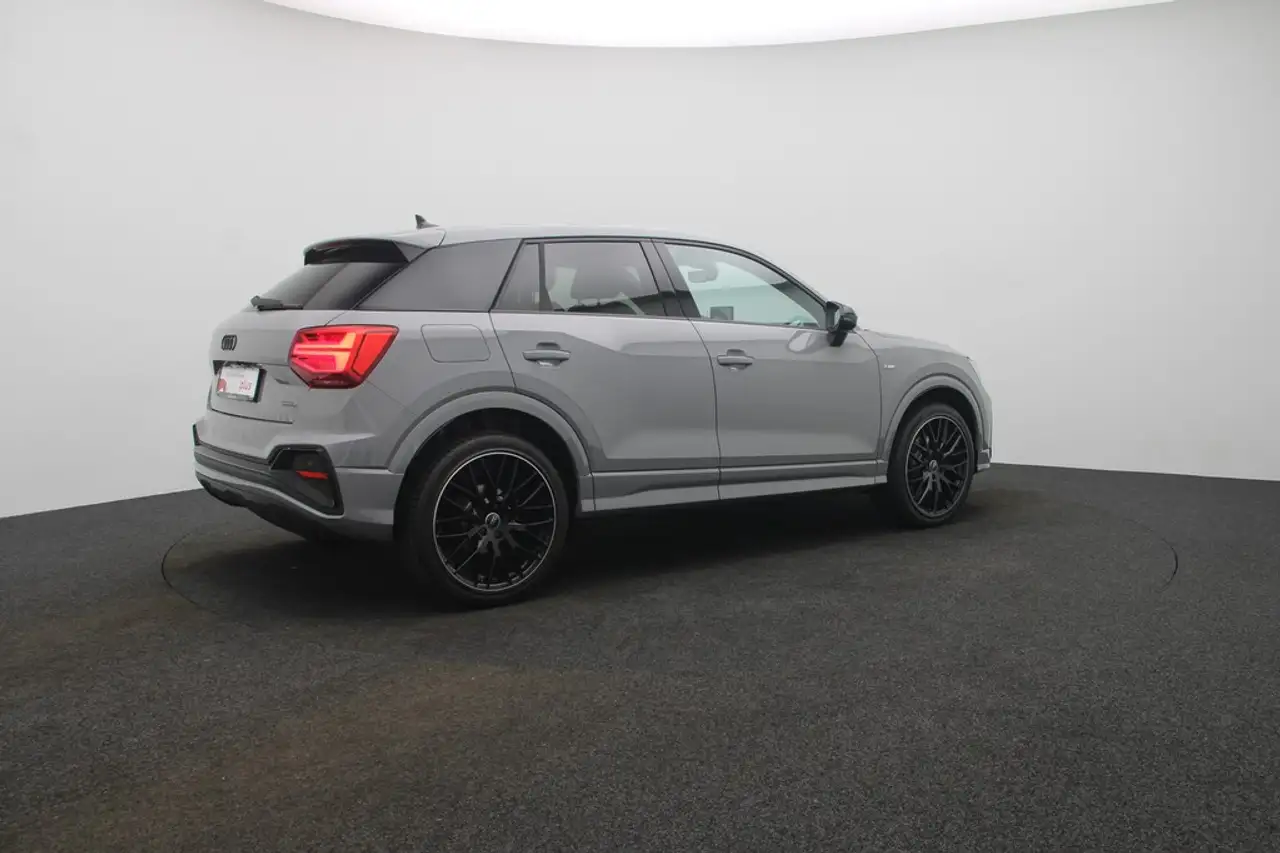Audi Q2 40 5