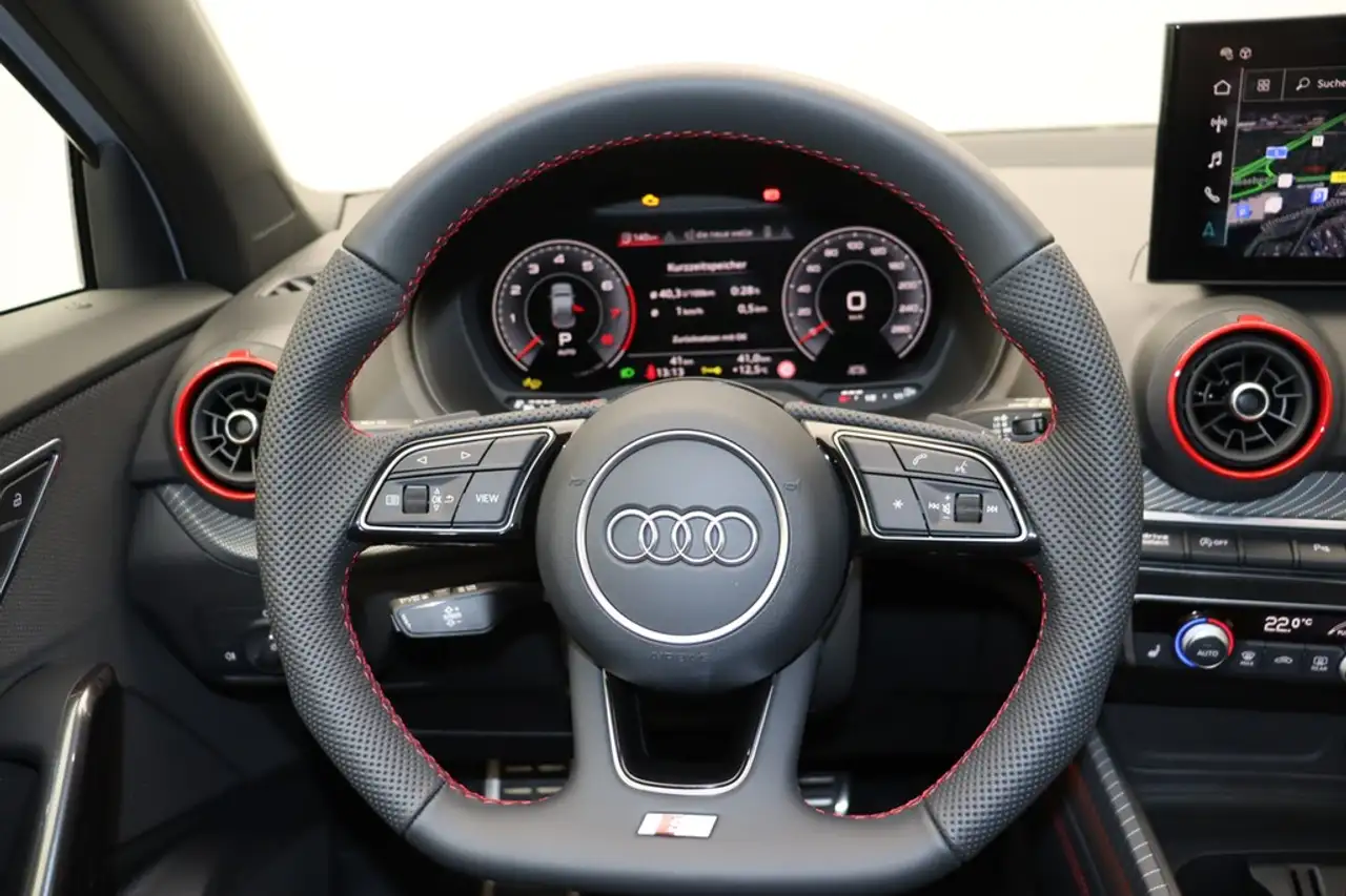 Audi Q2 40 16