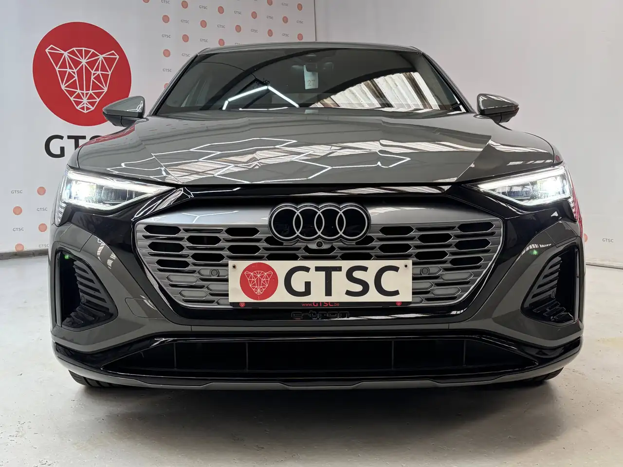 Audi Q8 2
