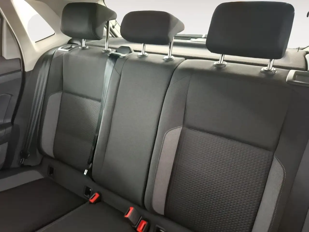 Volkswagen Polo VI 7