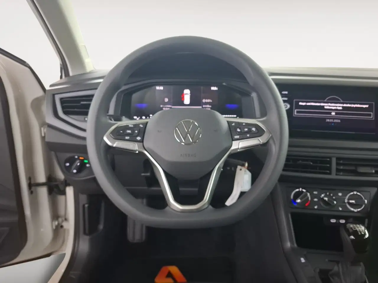 Volkswagen Polo VI 10