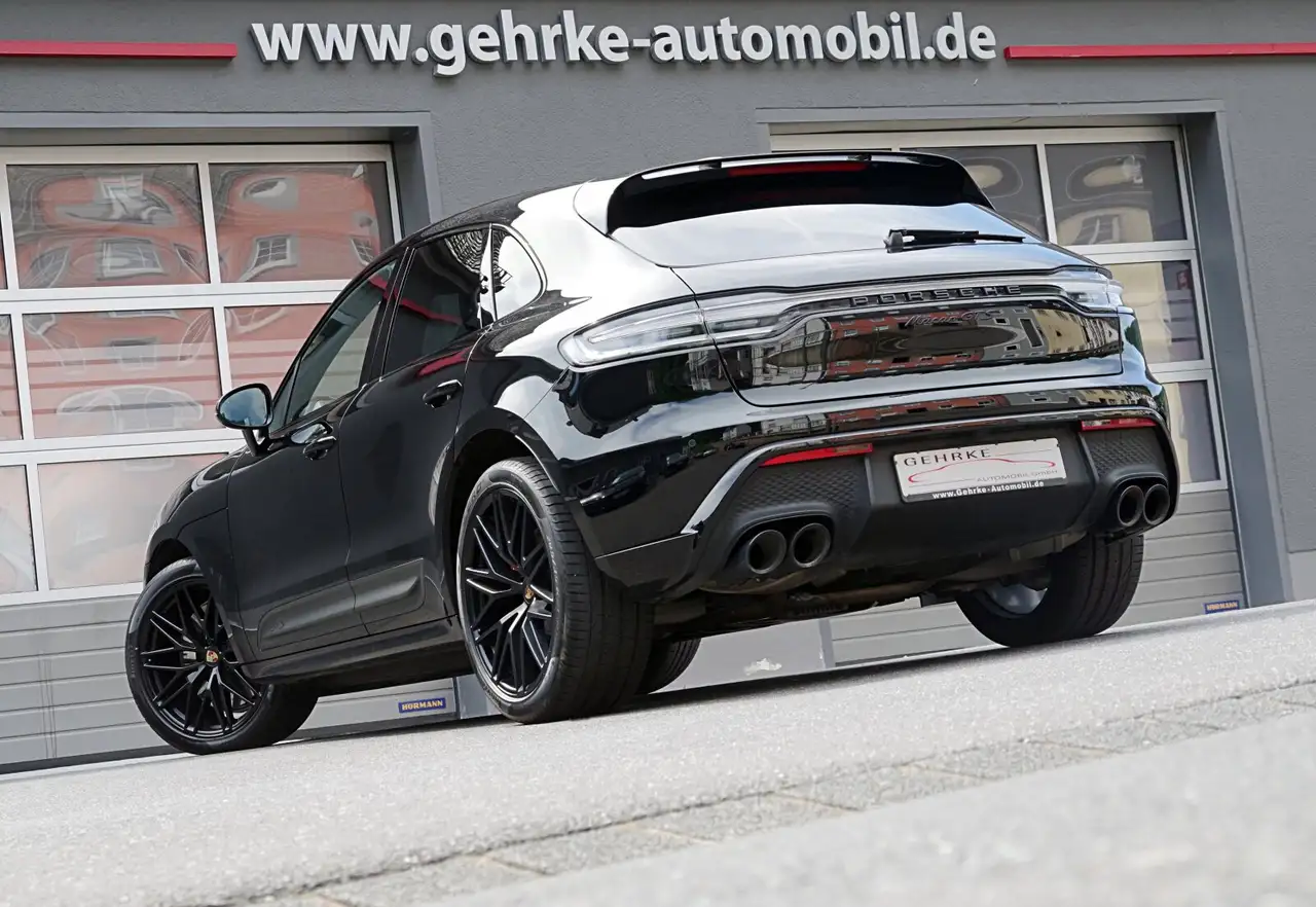 Porsche Macan 2