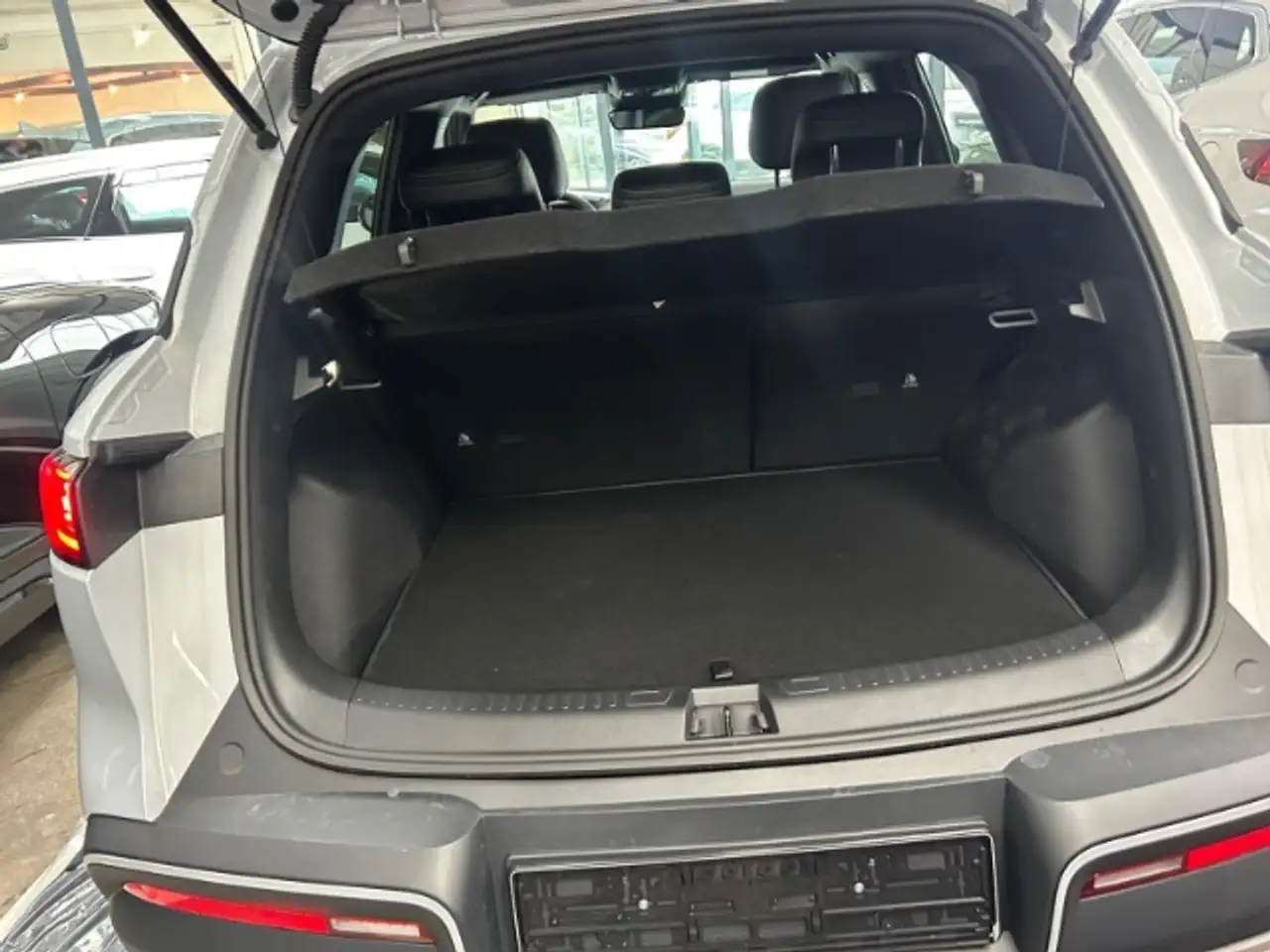 BYD Atto 2 8