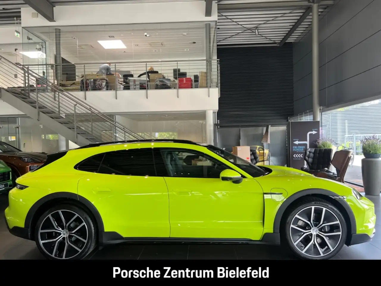 Porsche Taycan 4 7