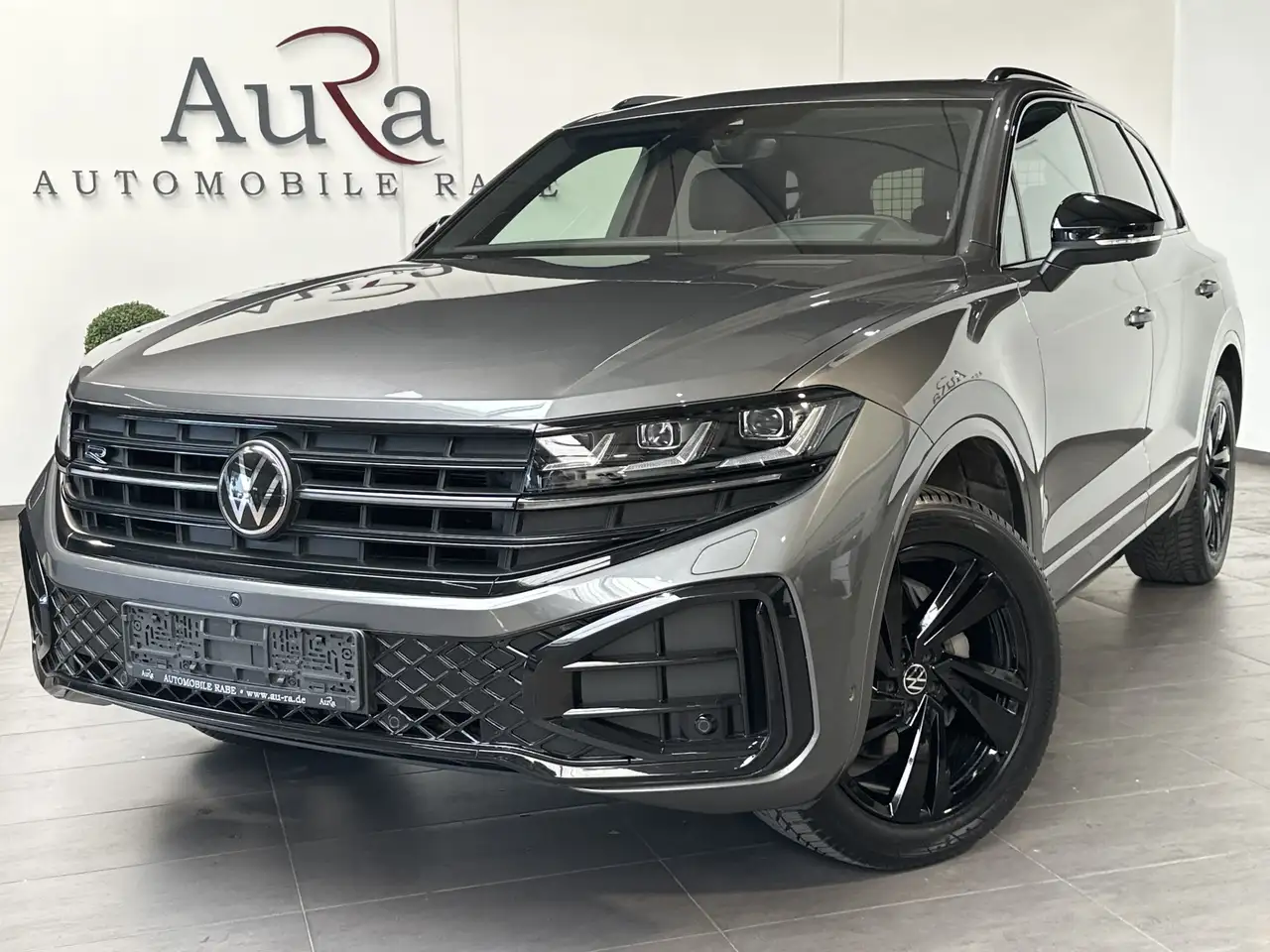 Volkswagen Touareg 2
