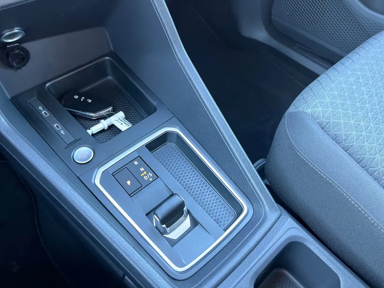 Ford Tourneo 9