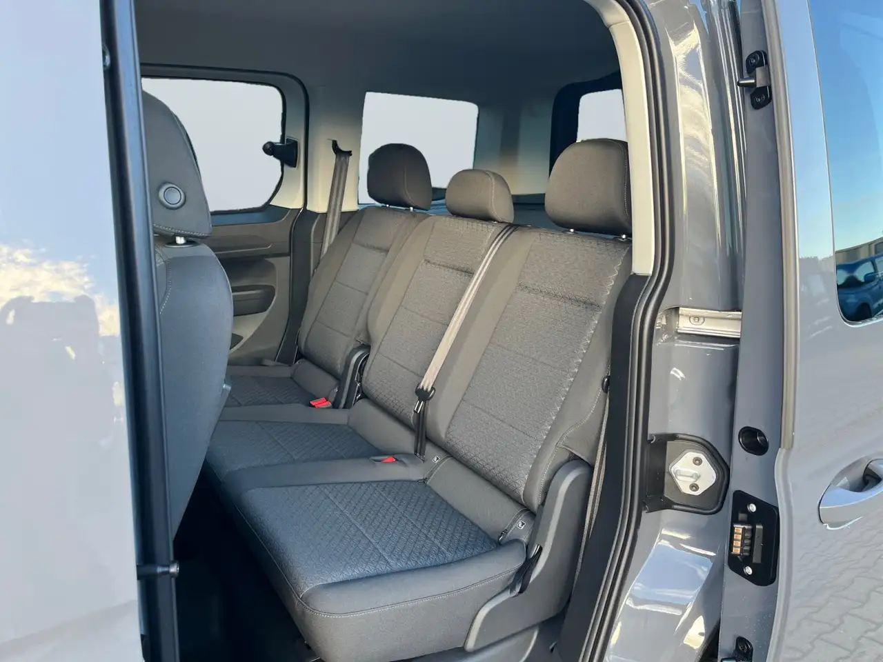 Ford Tourneo 11