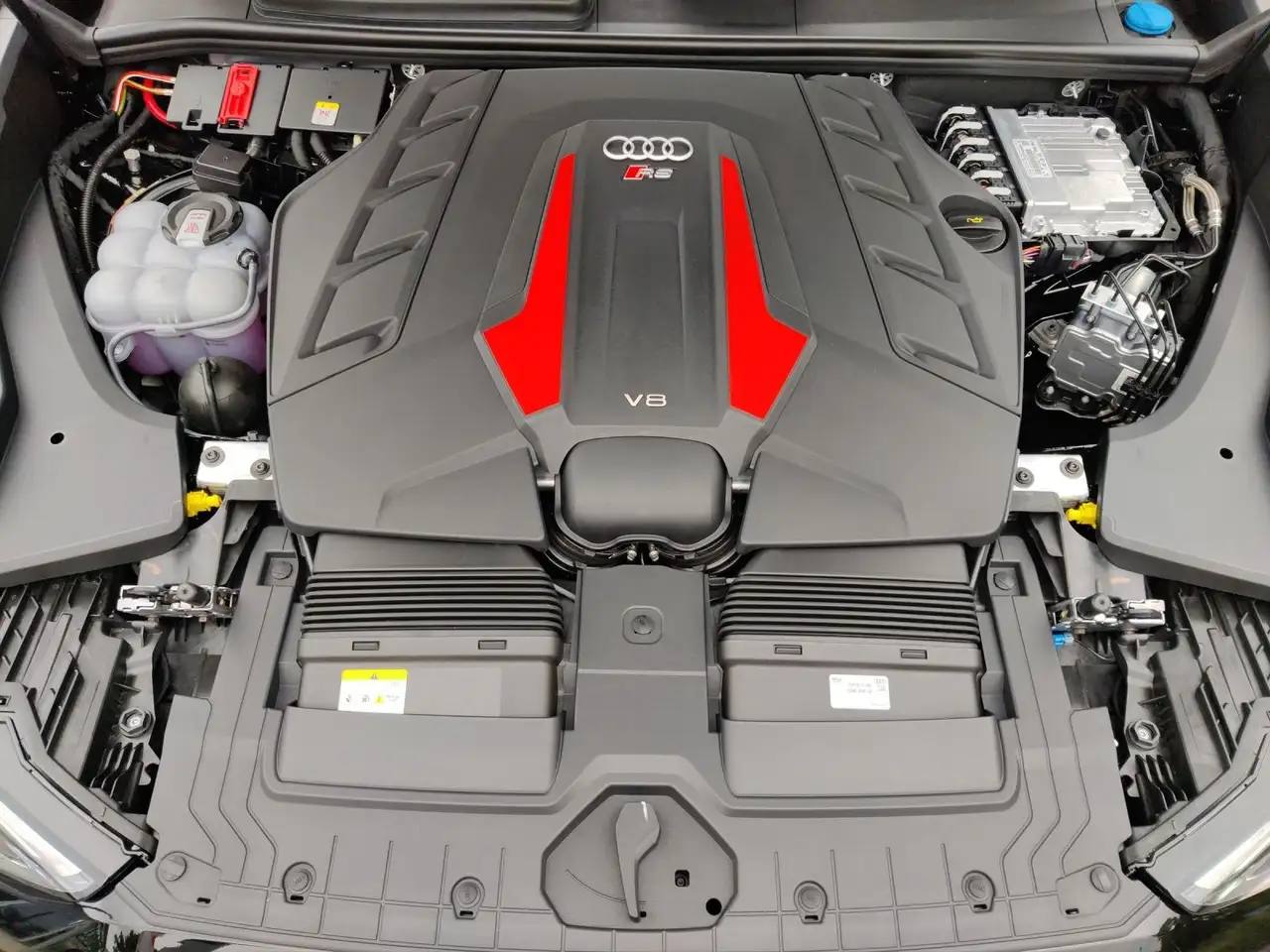 Audi RS 16