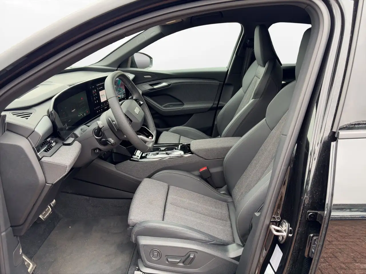 Audi Q6 2
