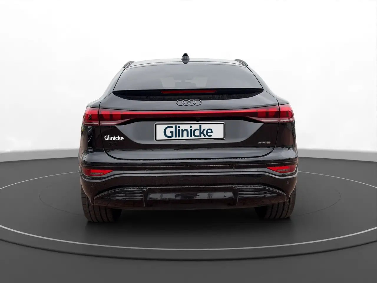 Audi Q6 9