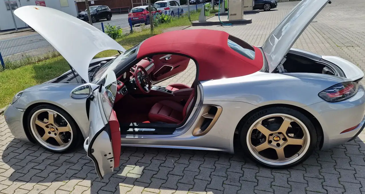 Porsche 718 25 16