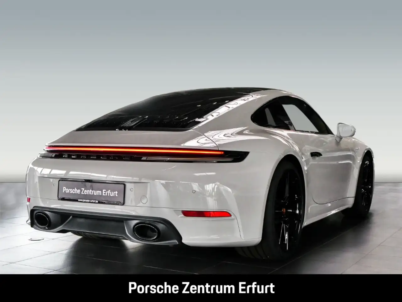 Porsche 911 992 6