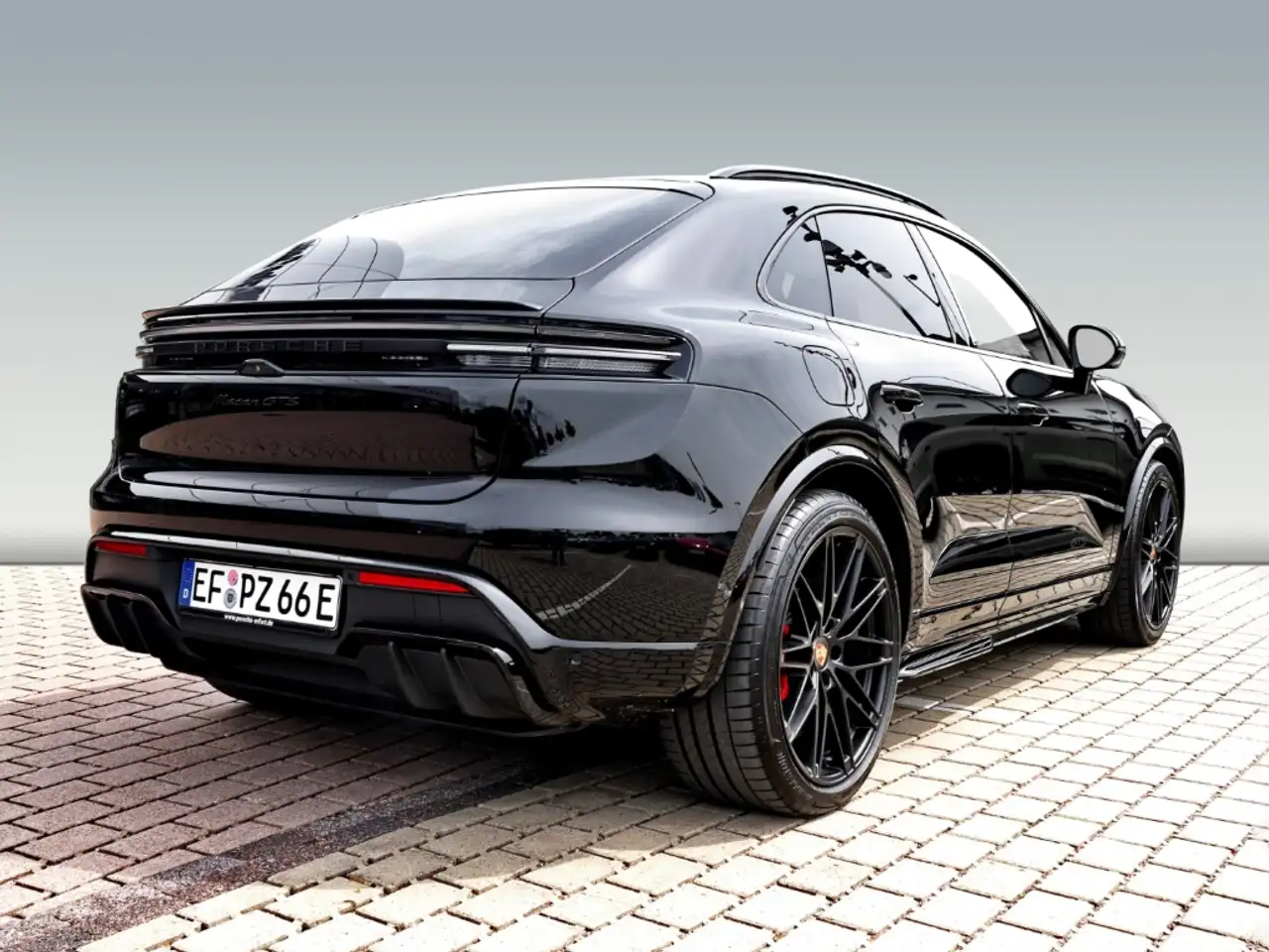 Porsche Macan 6