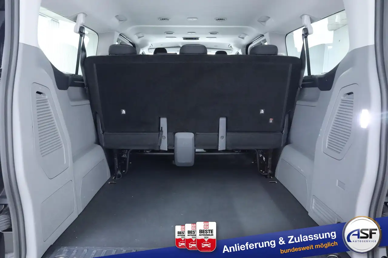 Ford Tourneo 10
