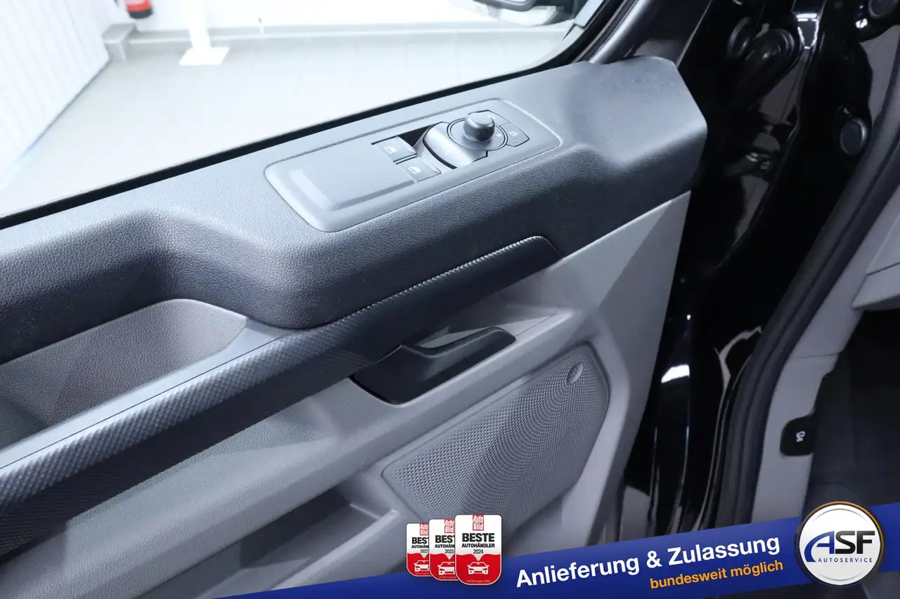 Ford Tourneo 16