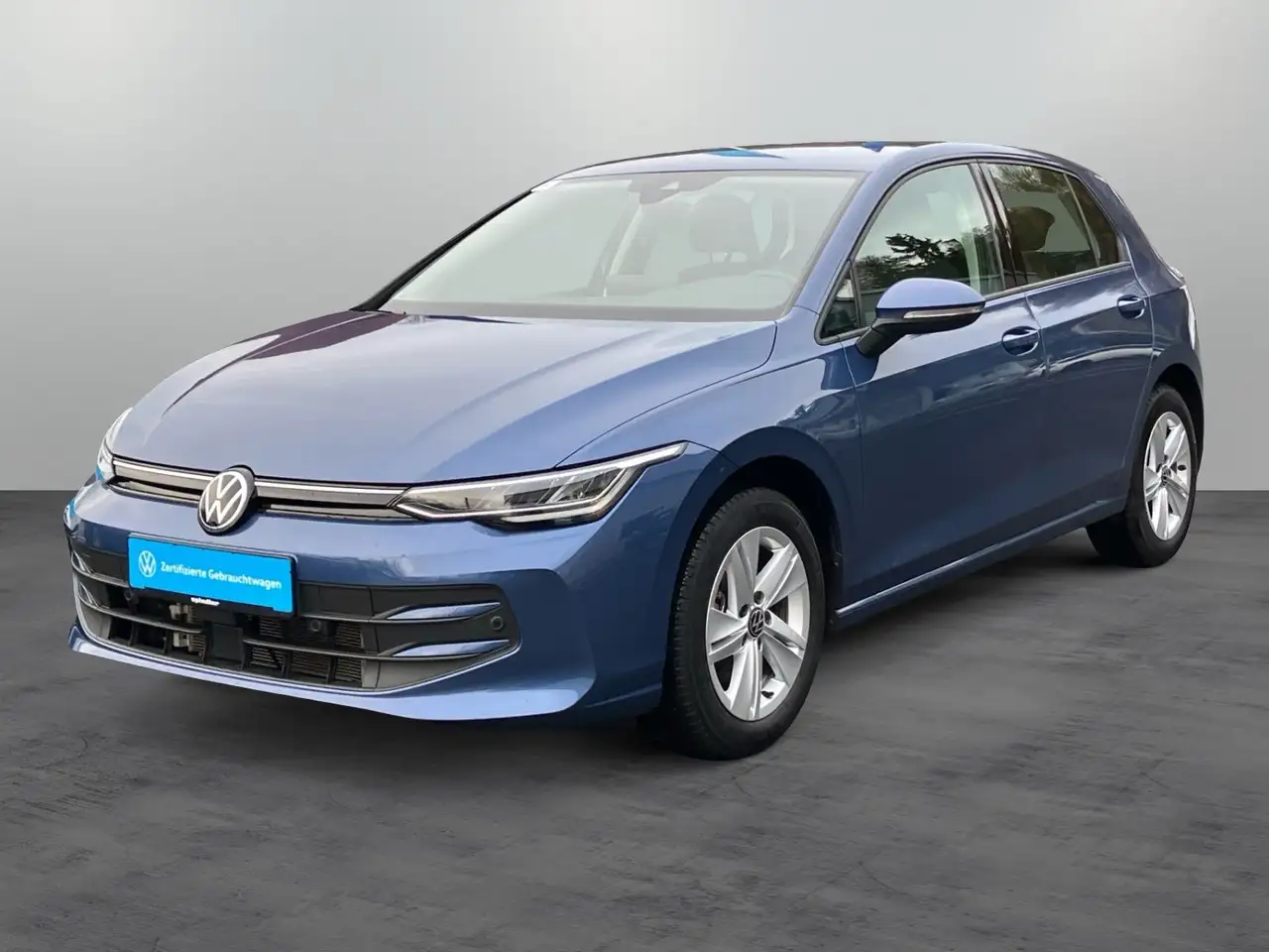 Volkswagen Golf VIII 2