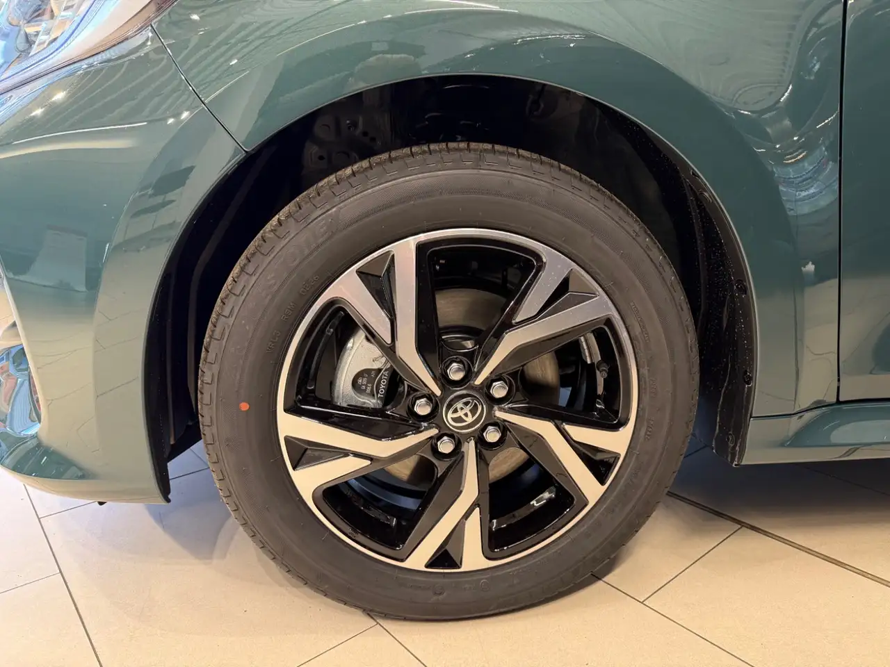 Toyota Yaris 5