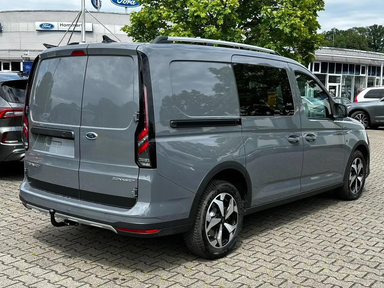 Ford Transit 7