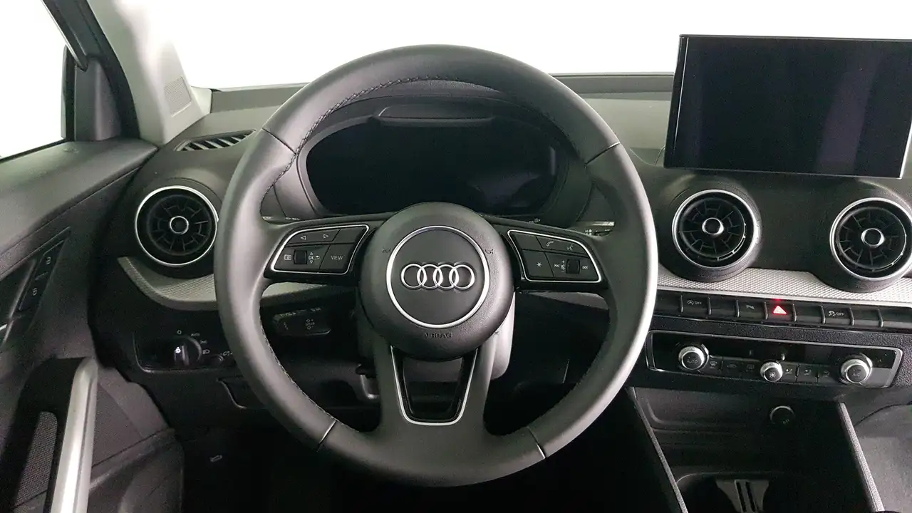 Audi Q2 30 7